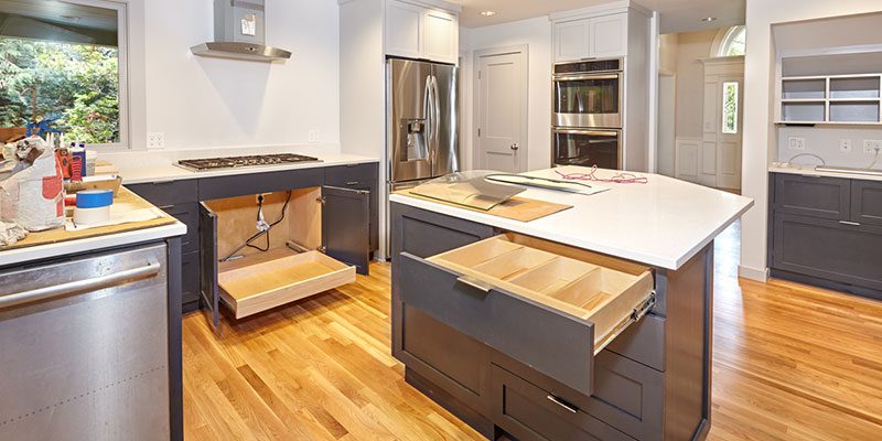 Storage Solutions: Maximizing Your Space with Innovative Kitchen Cabinetry